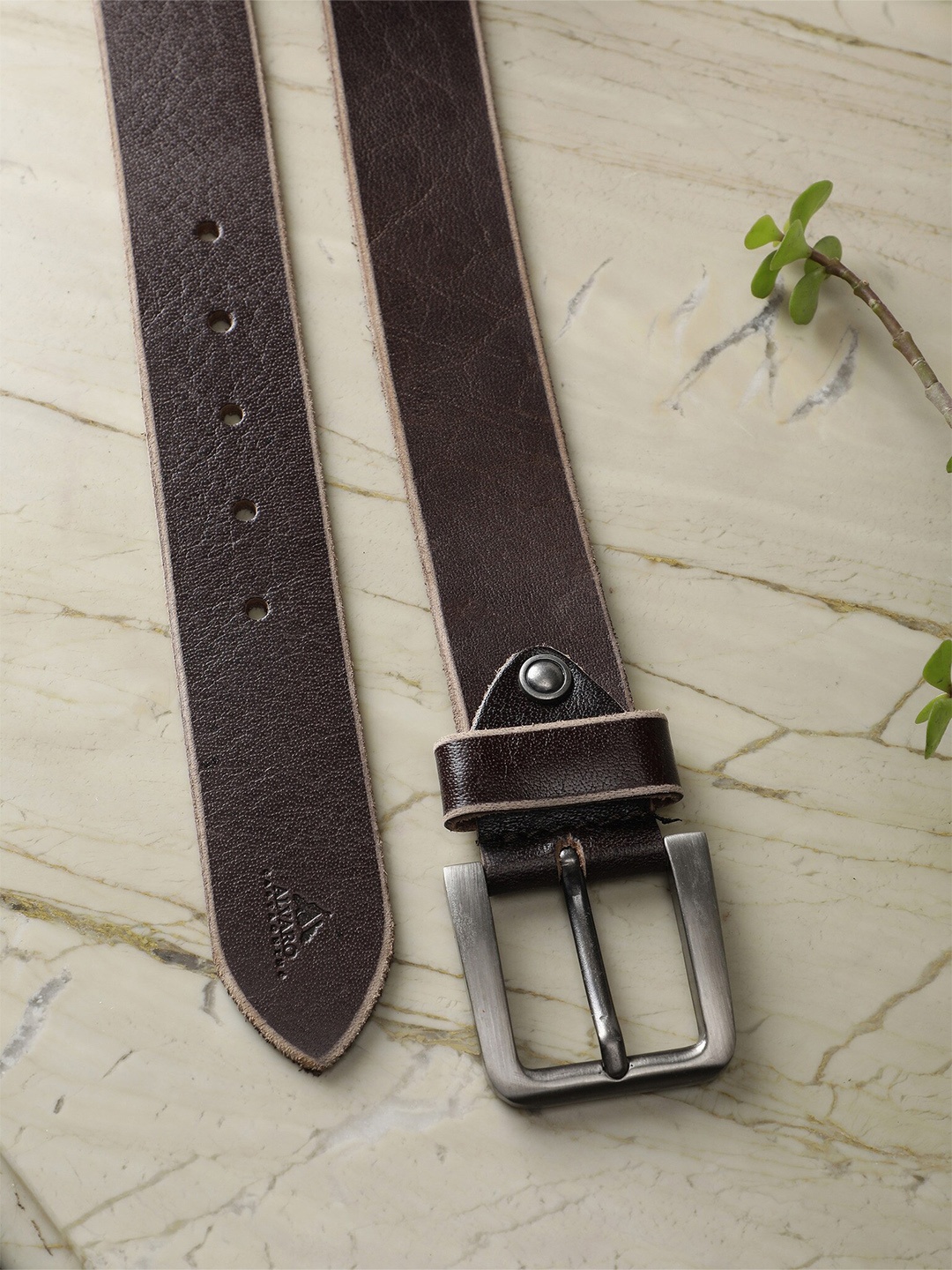 

Alvaro Castagnino Men Textured Leather Belt, Brown