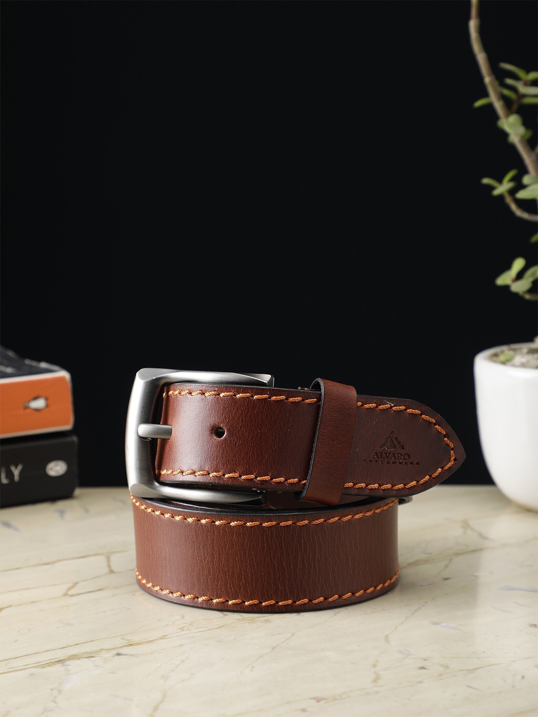 

Alvaro Castagnino Men Textured Leather Belt, Brown