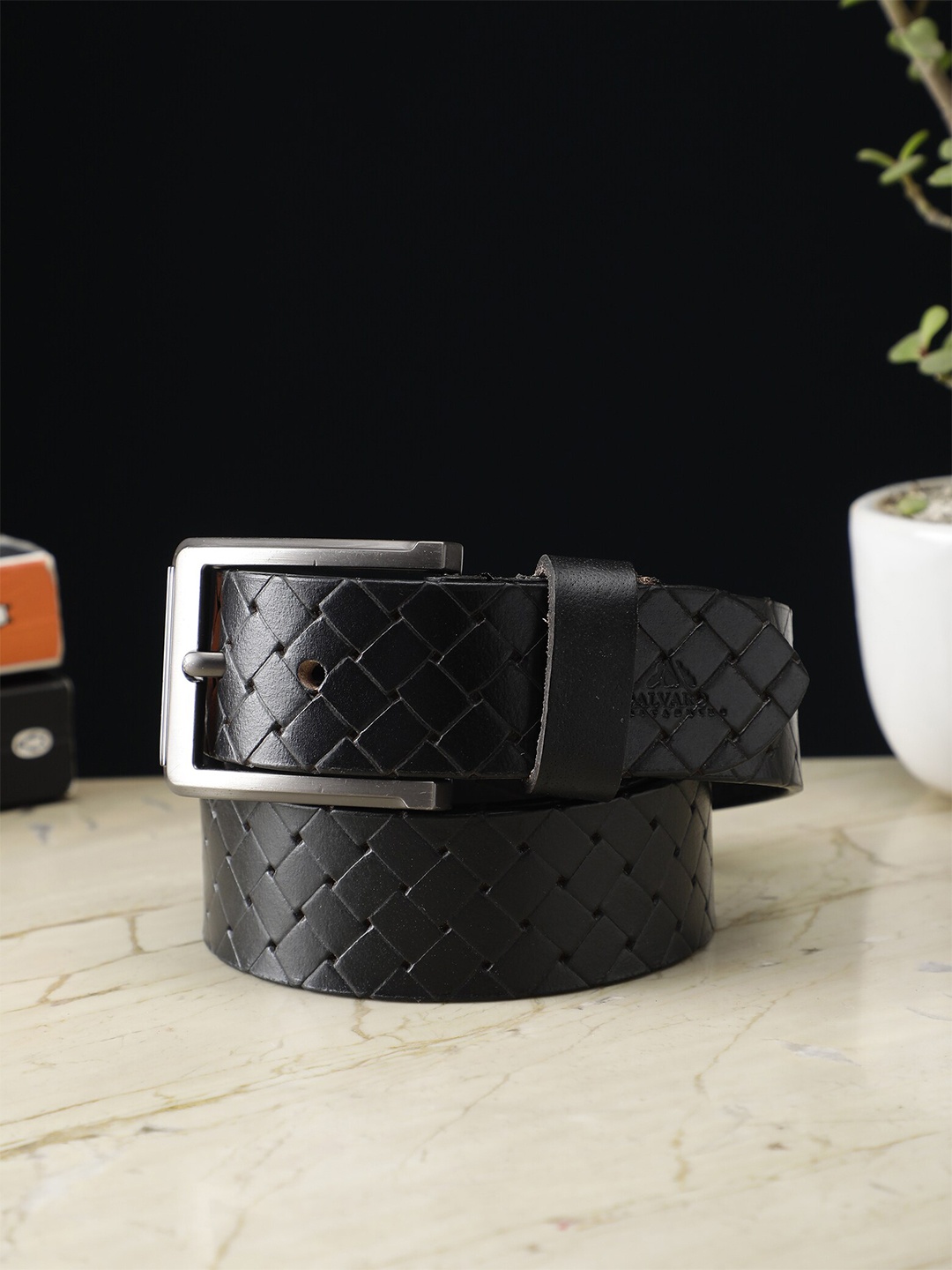 

Alvaro Castagnino Men Textured Leather Belt, Black