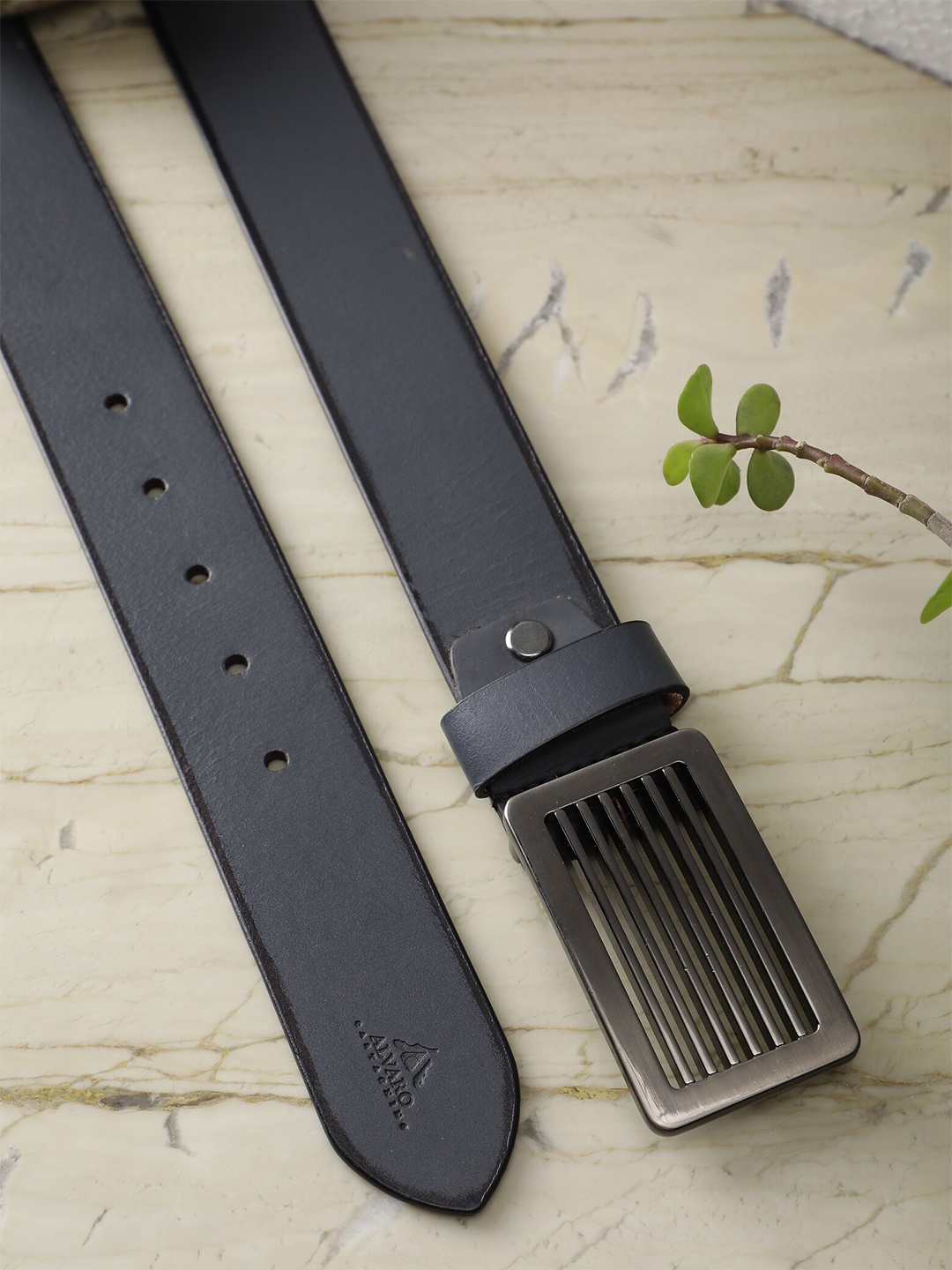

Alvaro Castagnino Men Textured Leather Belt, Grey