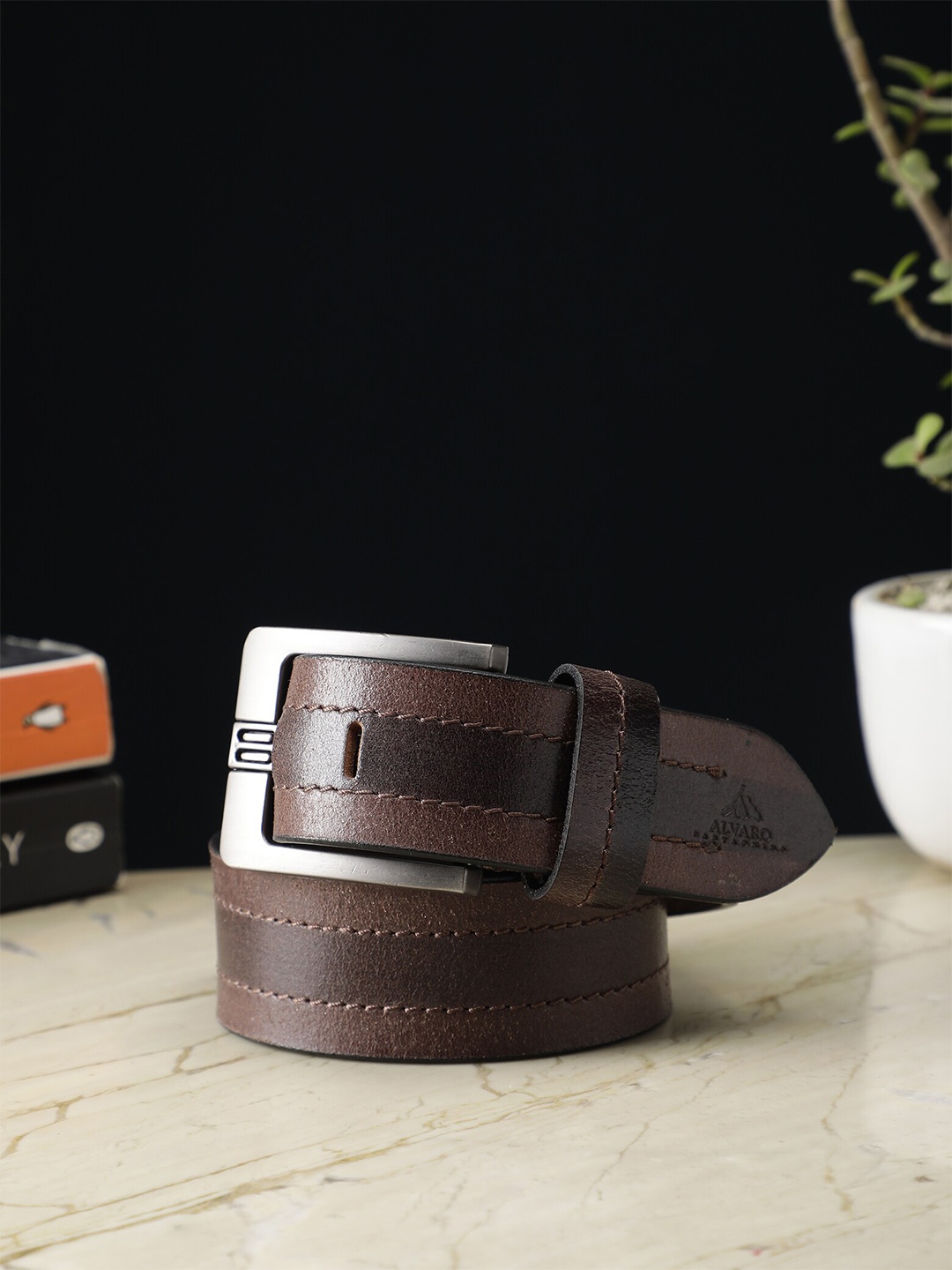 

Alvaro Castagnino Men Textured Wide Leather Belt, Brown