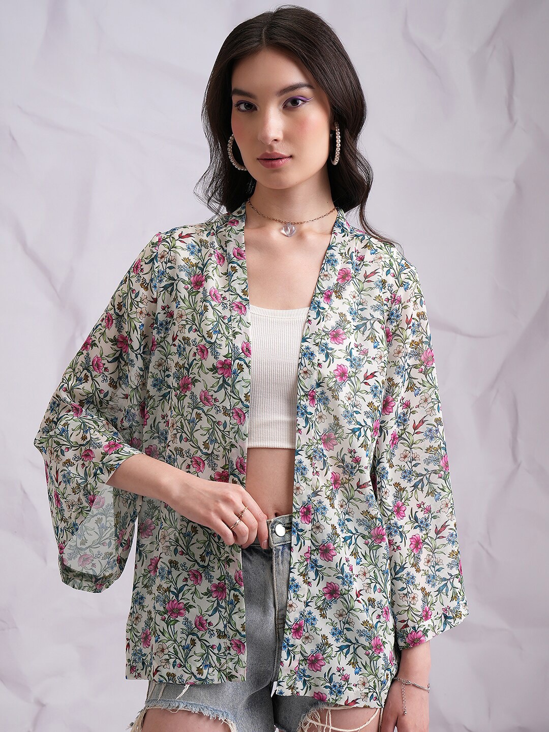 

HIGHLANDER Pink Floral Printed Flared Sleeves Longline Shrug