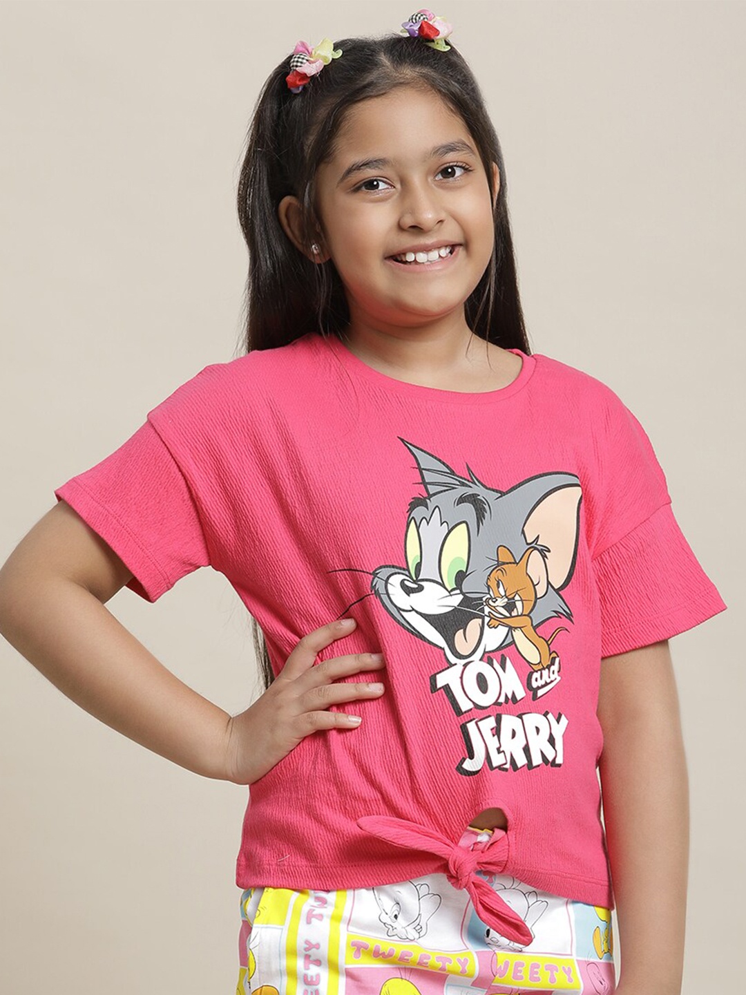 

Kids Ville Girls Tom & Jerry Graphic Drop-Shoulder Sleeves Pure Cotton Relaxed Fit T-Shirt, Pink