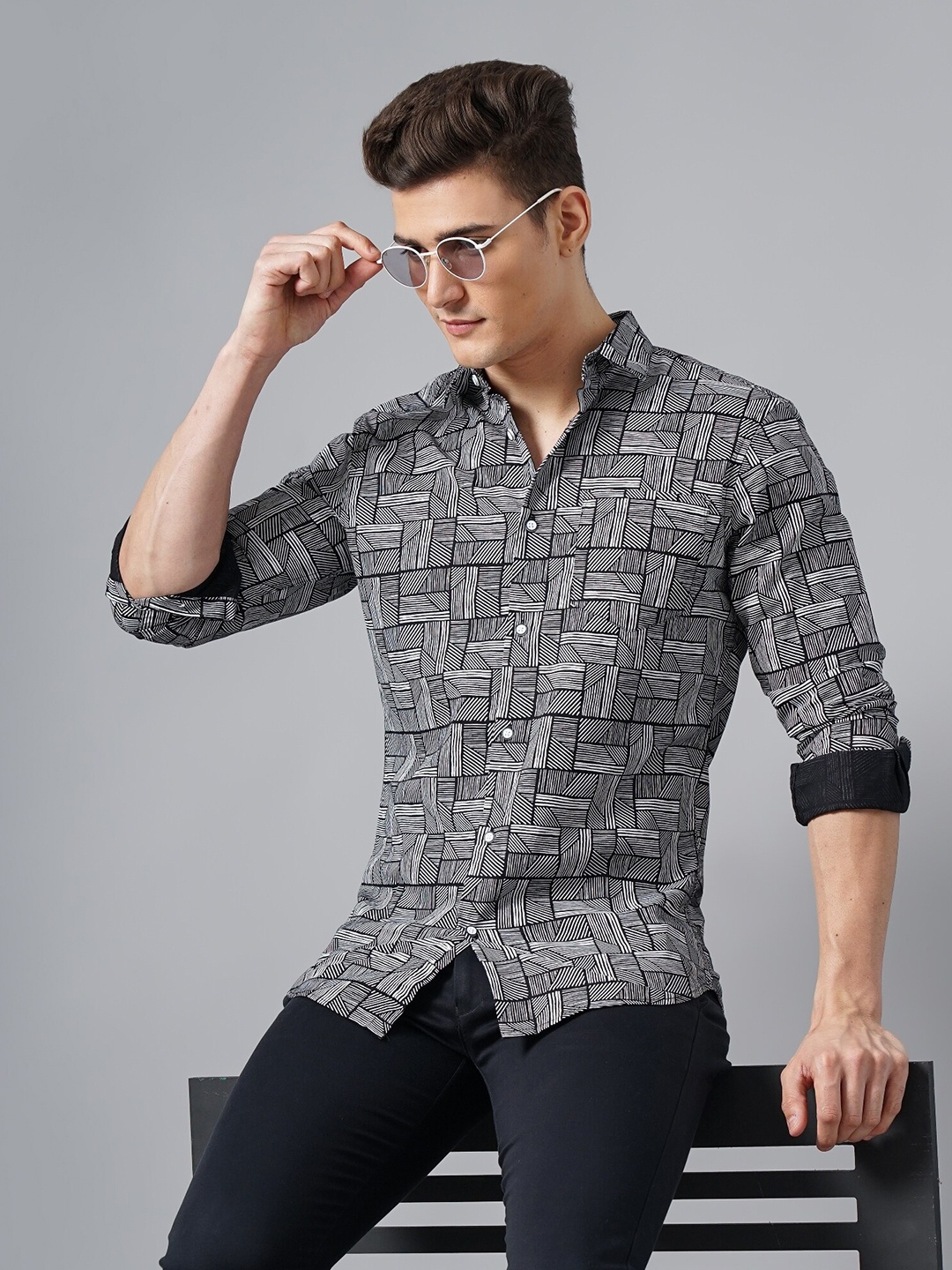 

British Club =Classic Slim Fit Geometric Printed Cotton Casual Shirt, Black