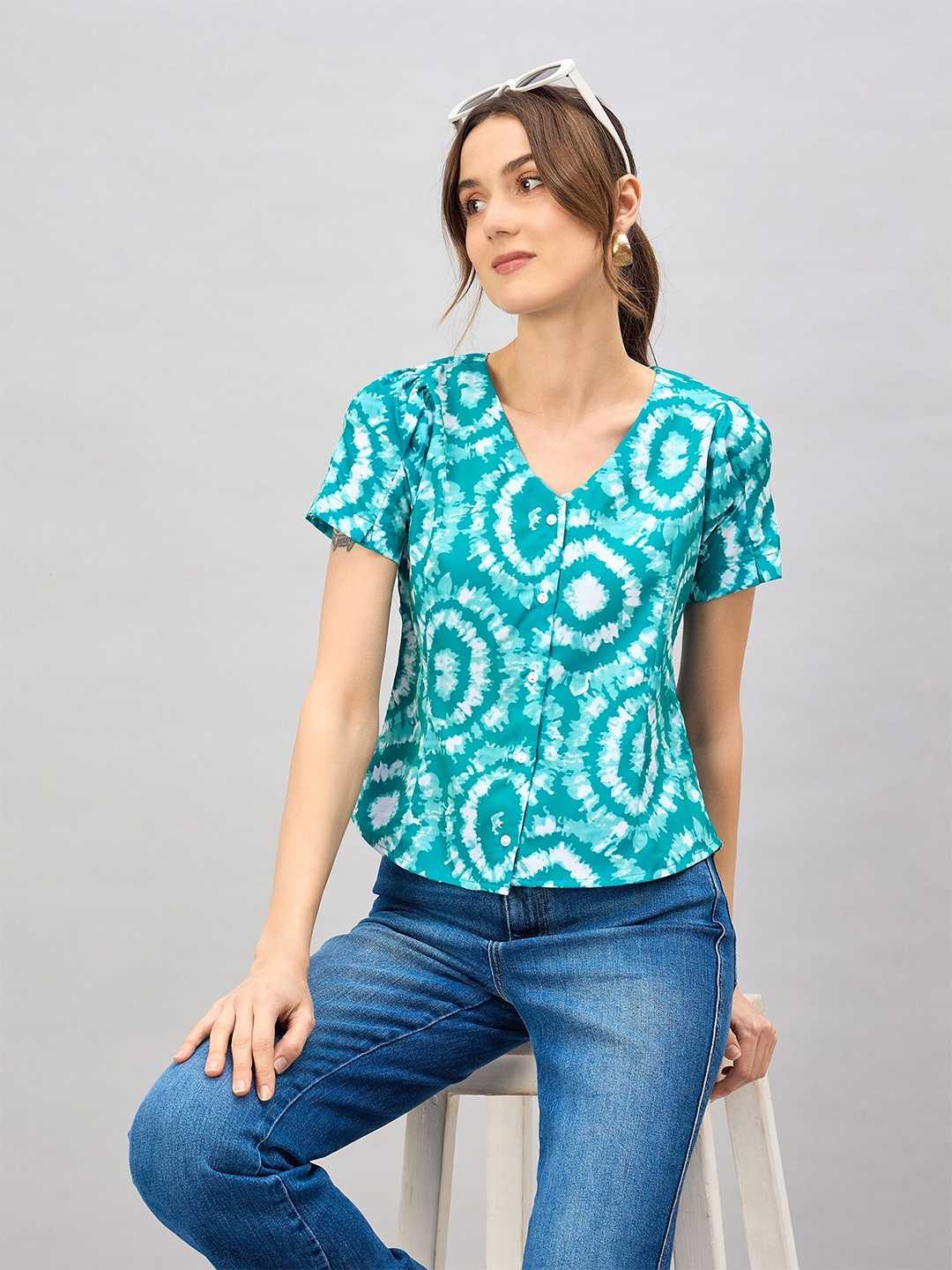 

DressBerry Tie & Dye Printed V Neck Shirt Style Top, Green