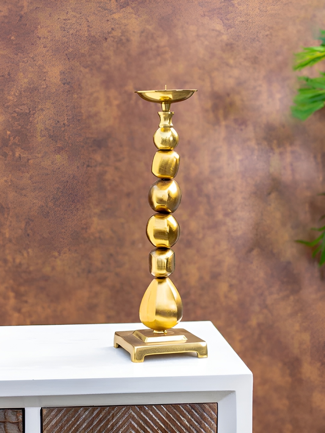 

THEDECORKART Gold Toned Figurine Showpiece