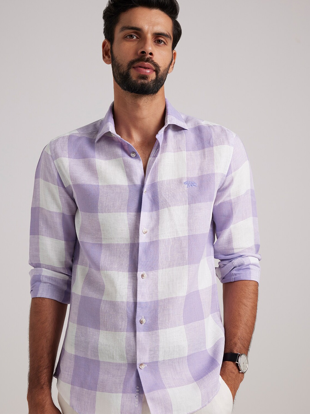 

Andamen Premium Men Slim Fit Buffalo Checks Opaque Linen Cutaway Collar Shirt, Lavender