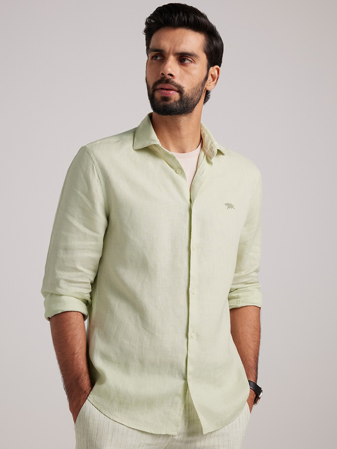 

Andamen Premium Cutaway Collar Linen Casual Shirt, Green