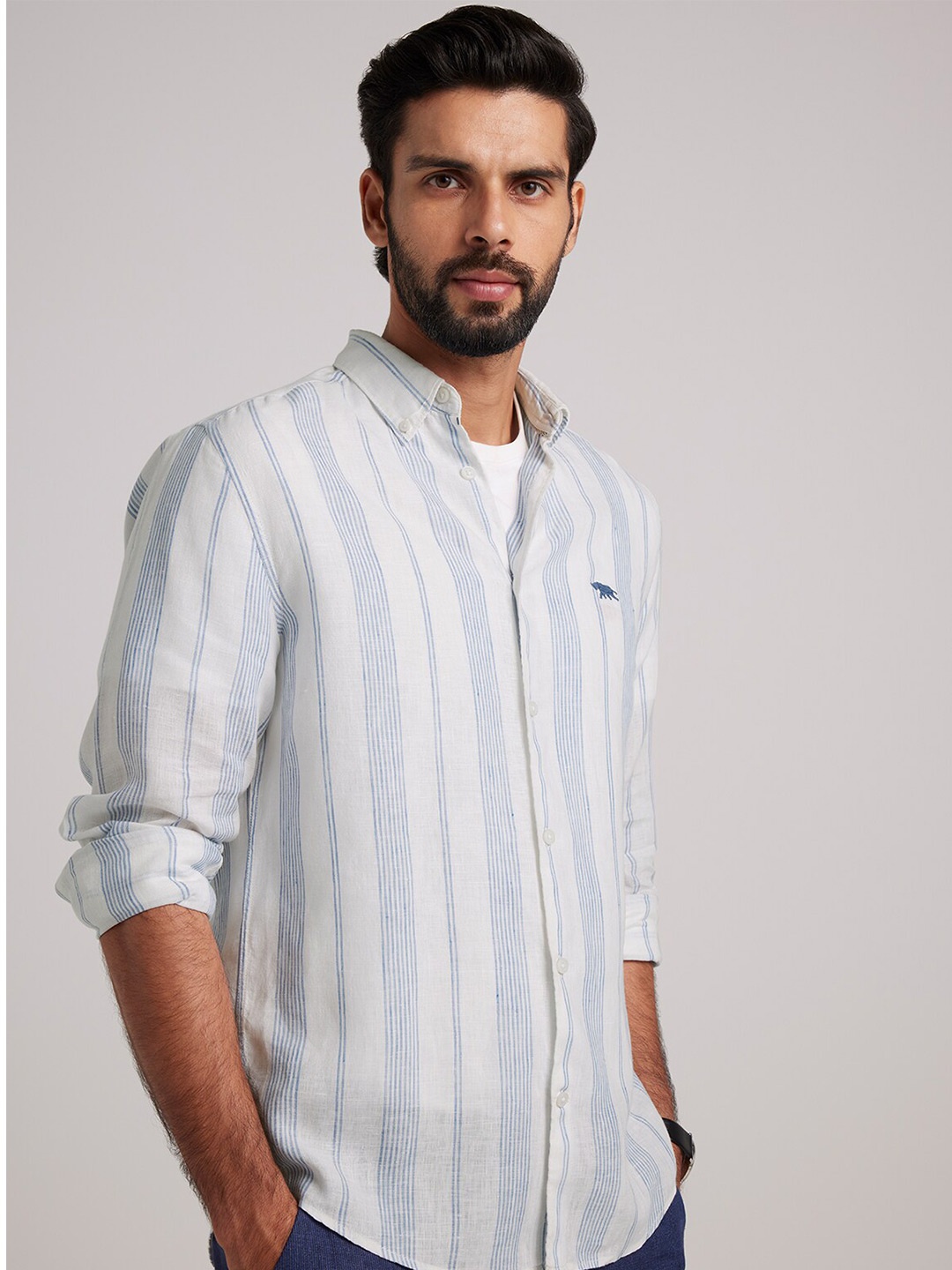 

Andamen Premium Men Slim Fit Vertical Stripes Opaque Linen Shirt, Blue