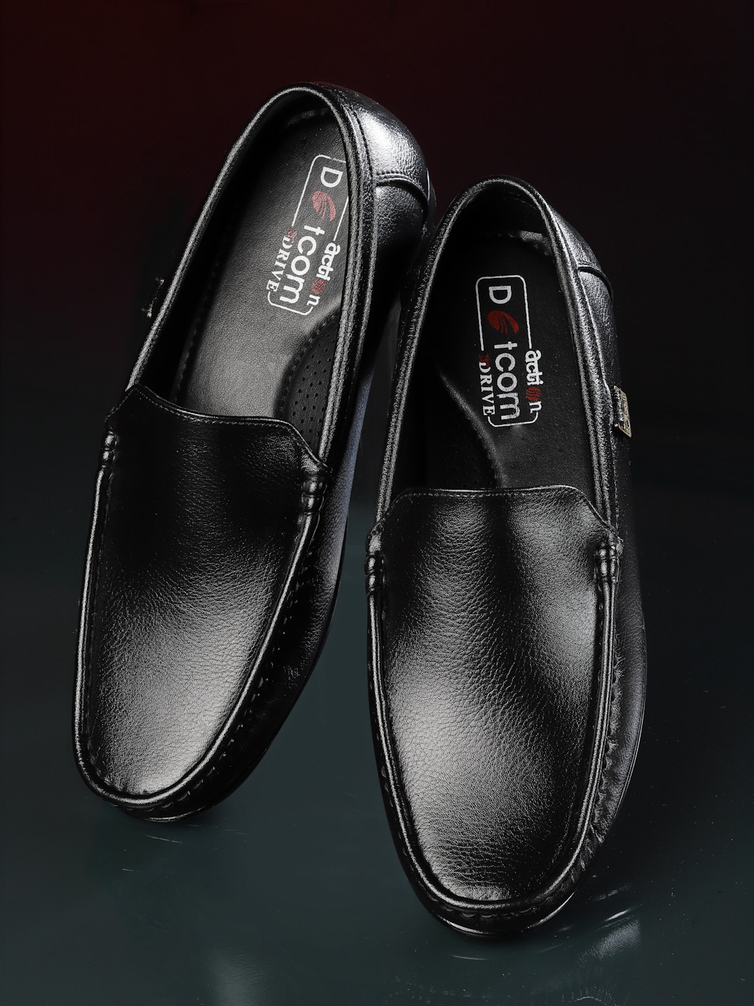 

Action Men Textured Lightweight Loafers, Black