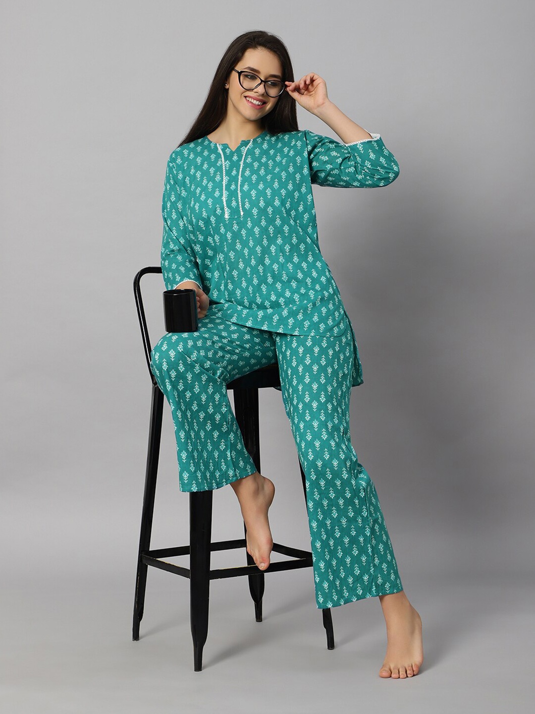 

HotGown Ethnic Motifs Printed Pure Cotton Top With Pyjama, Sea green
