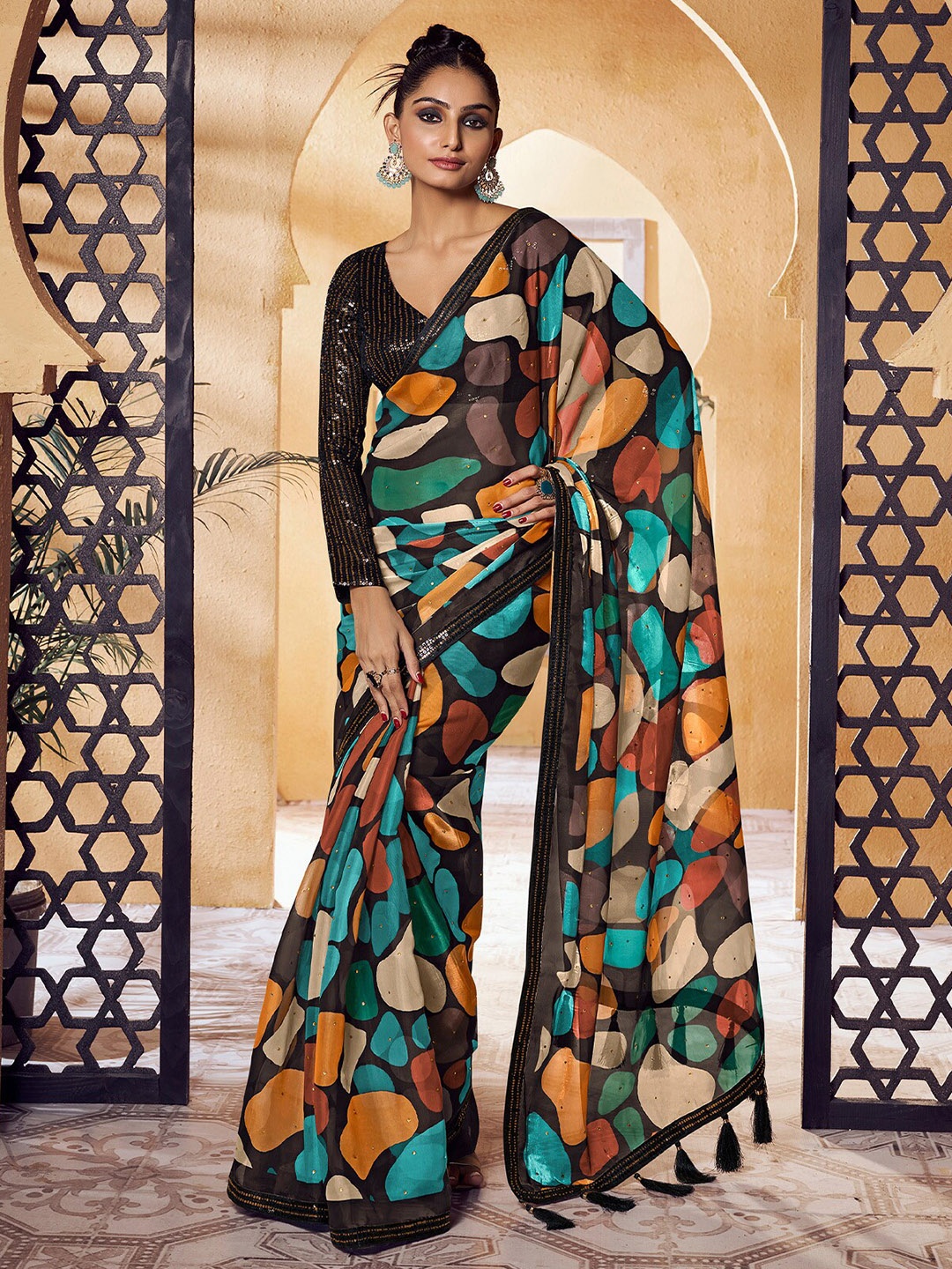 

ODETTE Abstract Printed Beads and Stones Satin Saree, Black