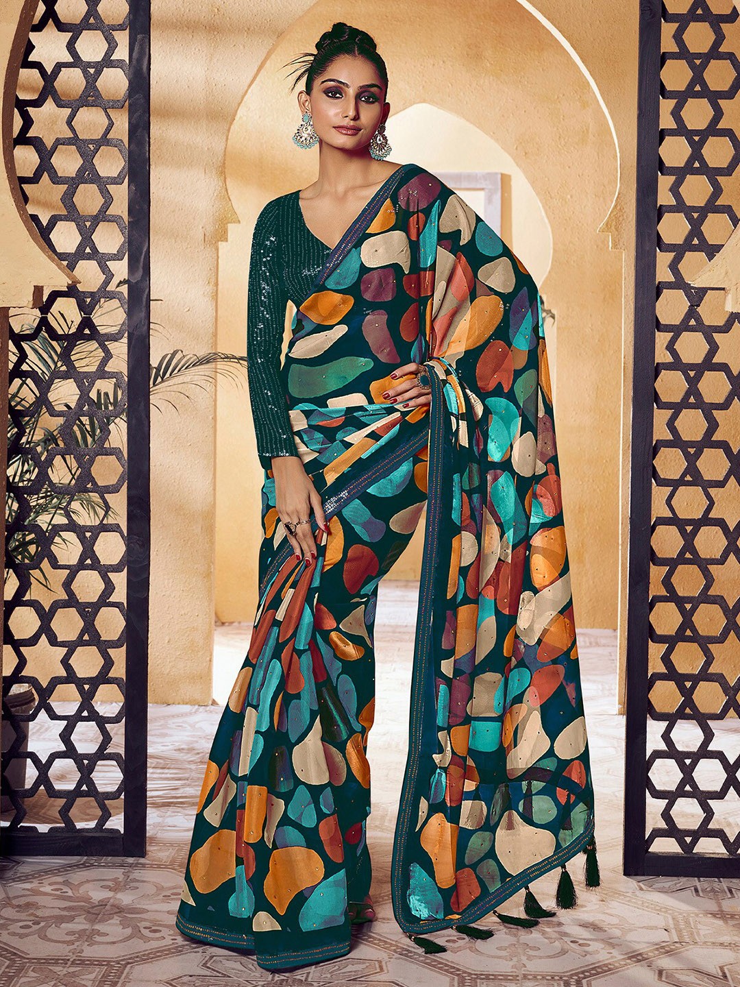 

ODETTE Beads and Stones Geometric Printed Satin Saree, Teal