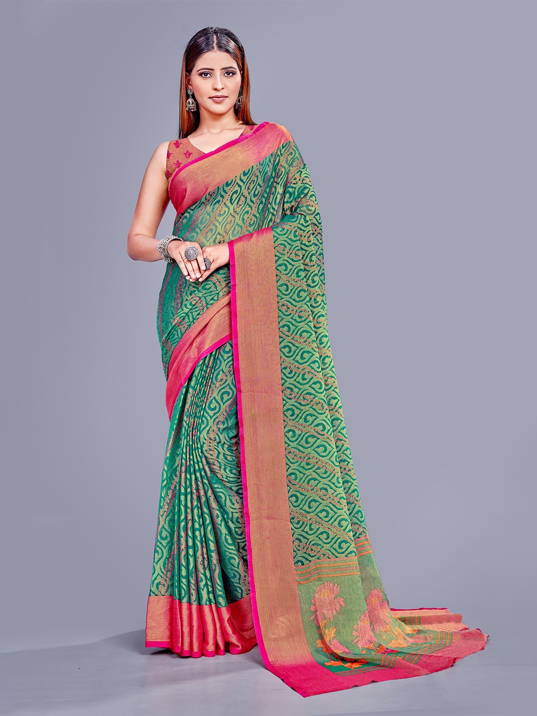 

Sanwariya Silk Floral Printed Saree, Teal