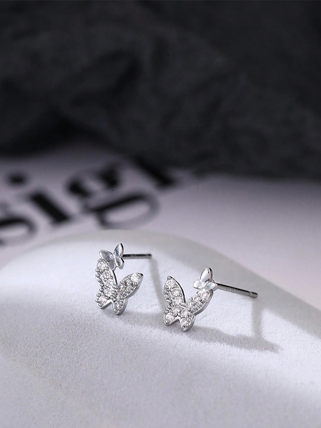 

VAGHBHATT Silver-Plated Stainless Steel Classic Studs