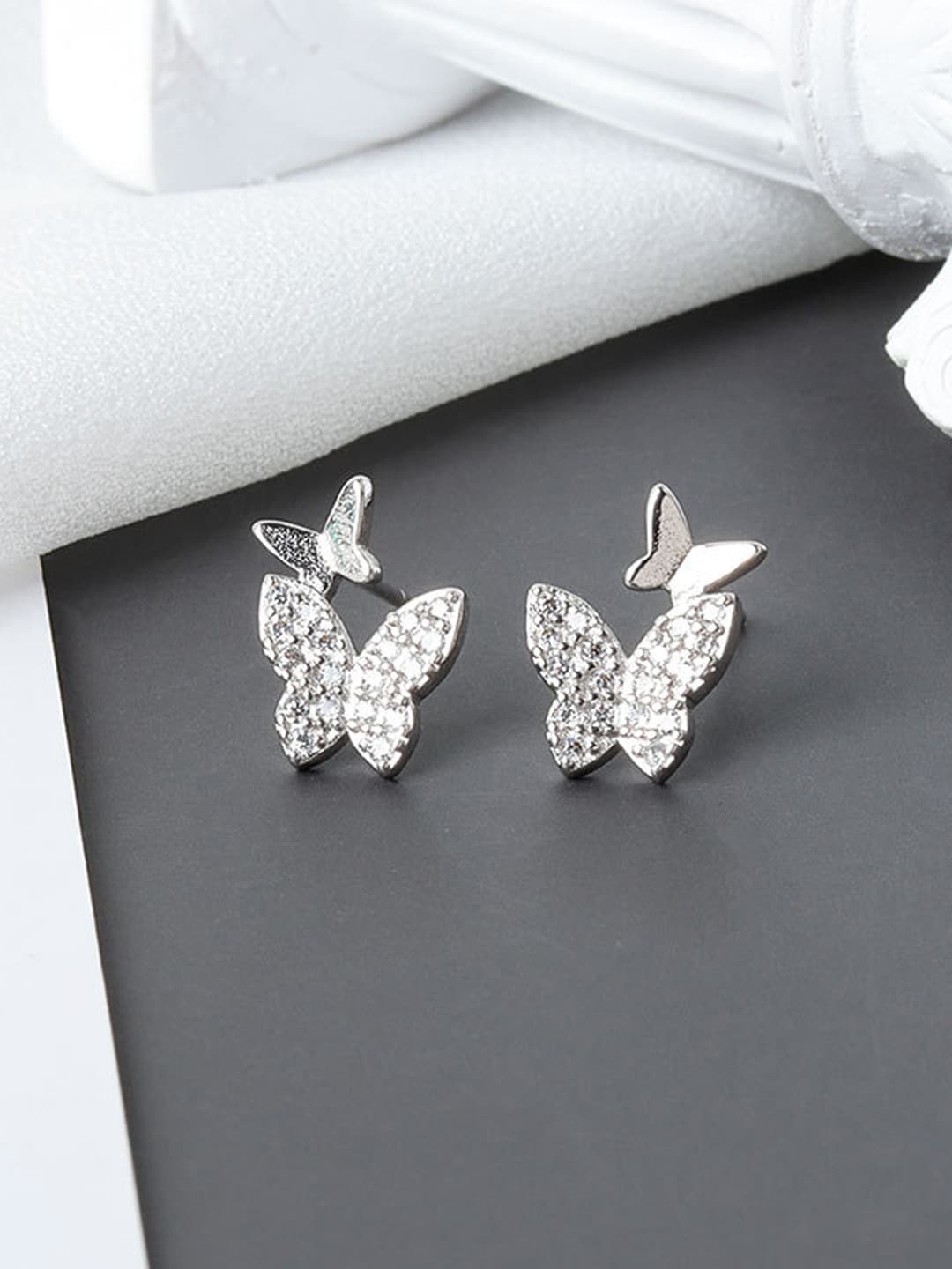 

VAGHBHATT Silver-Plated Classic Studs
