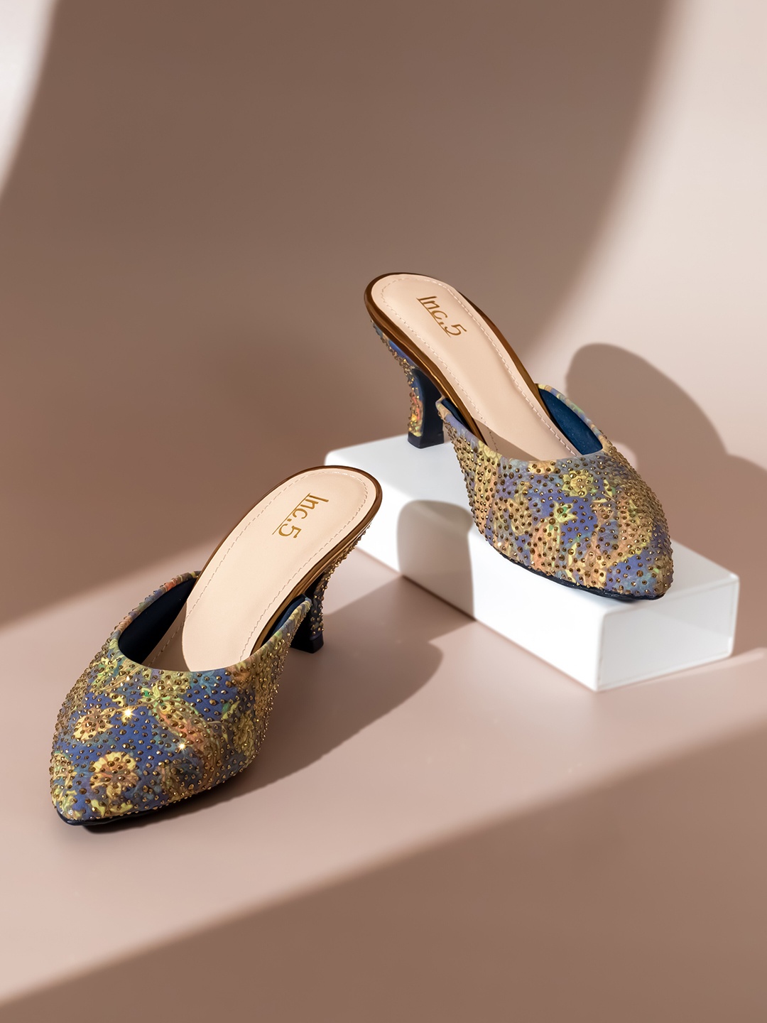 

Inc 5 Embellished Pointed Toe Kitten Heeled Pumps, Navy blue