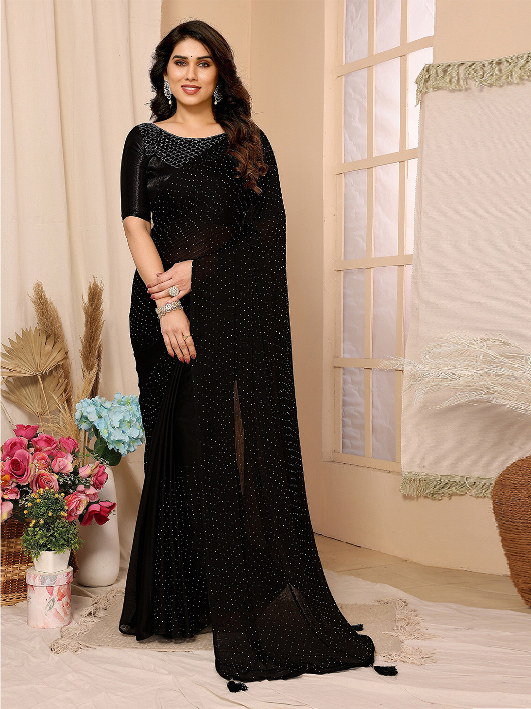 

BHARODIYA ENTERPRISES Embellished Satin Saree, Black