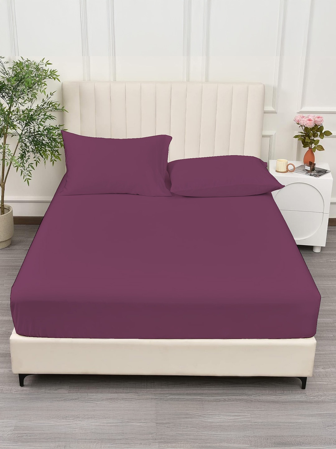 

Trance Home Linen Purple Fitted Cotton 400 TC Queen Bedsheet With 2 Pillow Covers