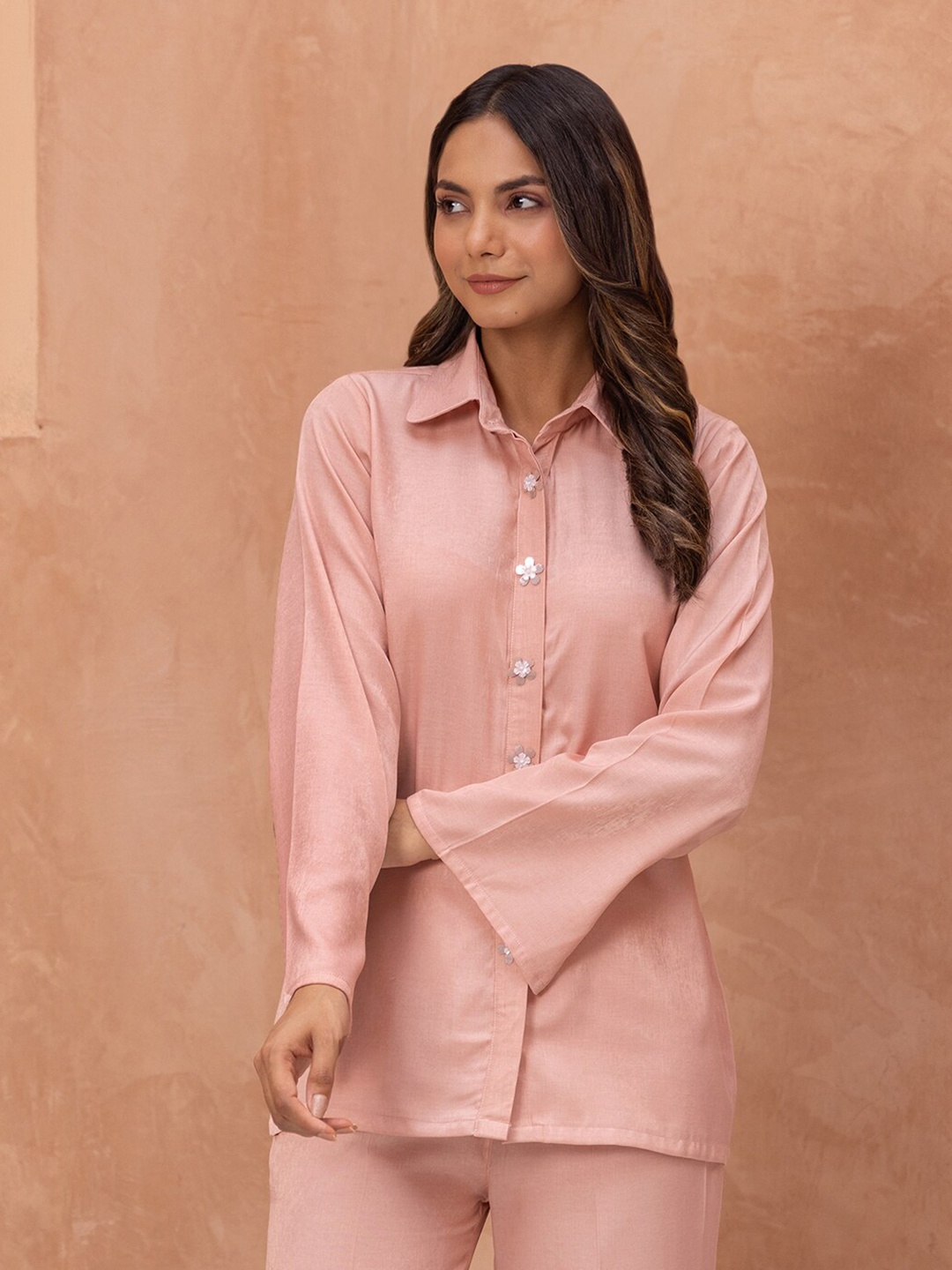 

B'Infinite Spread Collar Long Sleeves Casual Shirt, Peach