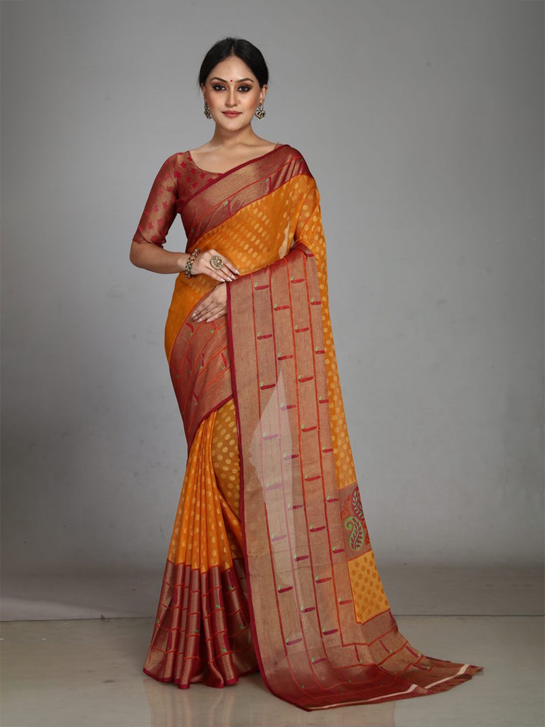 

SANJANA SILK Ethnic Motifs Brasso Saree, Yellow