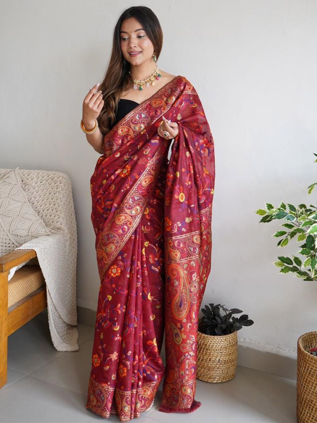 bansari textiles Ethnic Motifs Woven Design Zari Silk Cotton Banarasi Saree, Maroon