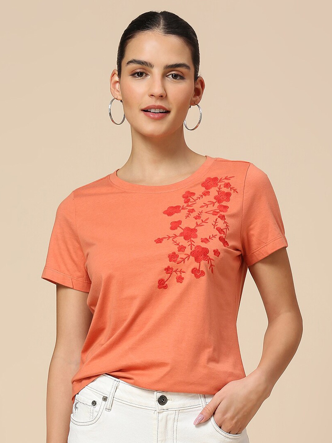 

Chemistry Floral Embroidered Round Neck Tshirt, Coral
