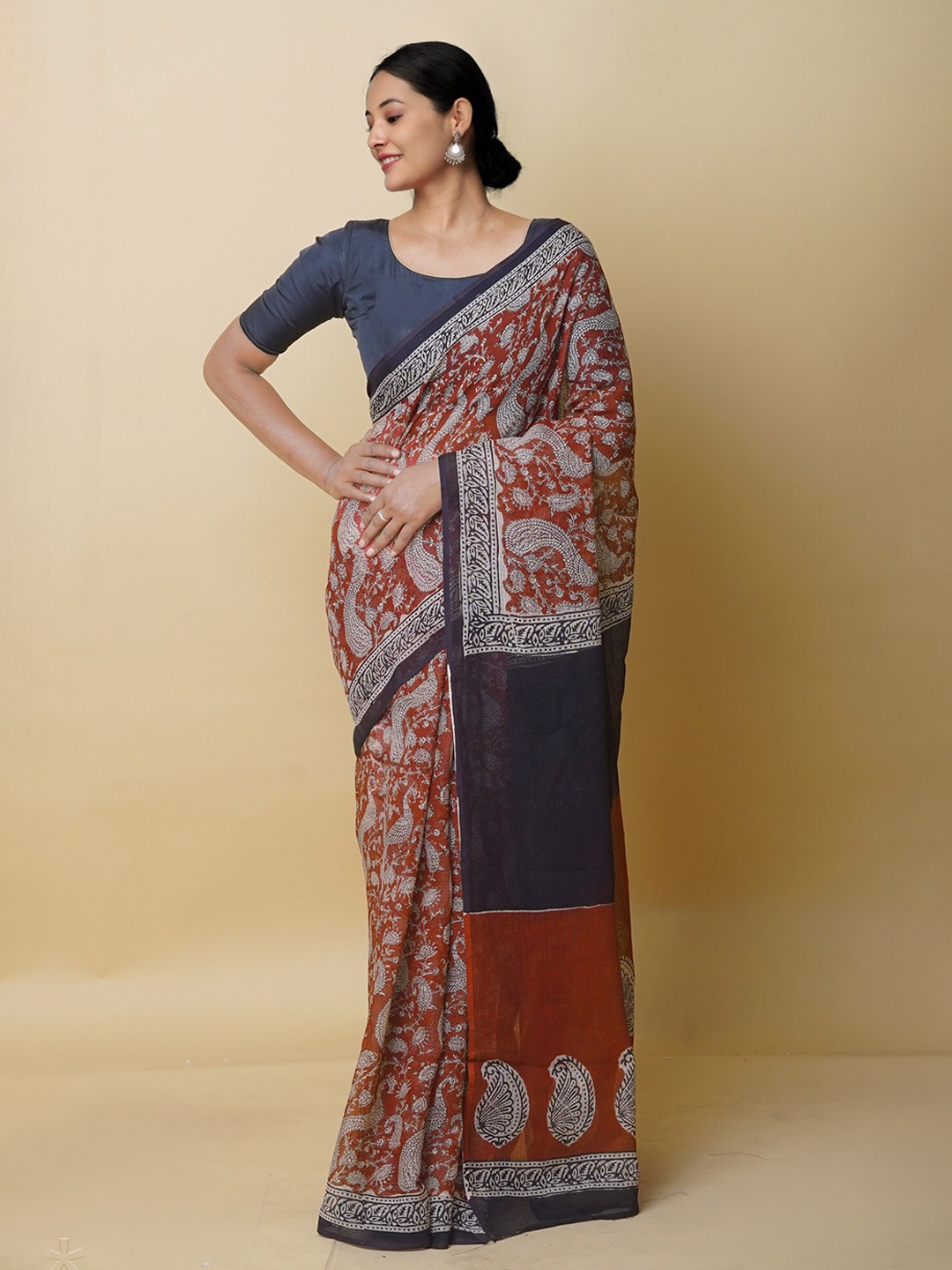 

Unnati Silks Paisley Pure Cotton Handloom Kota Saree, Red