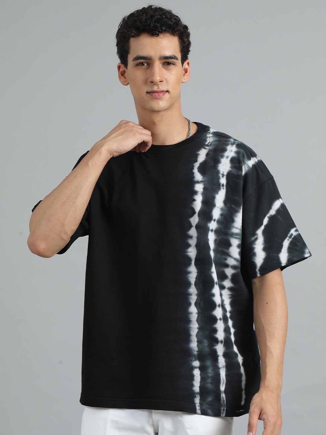 

SILISOUL Tie & Dye Printed Round Neck Pure Cotton Oversized T-shirt, Black