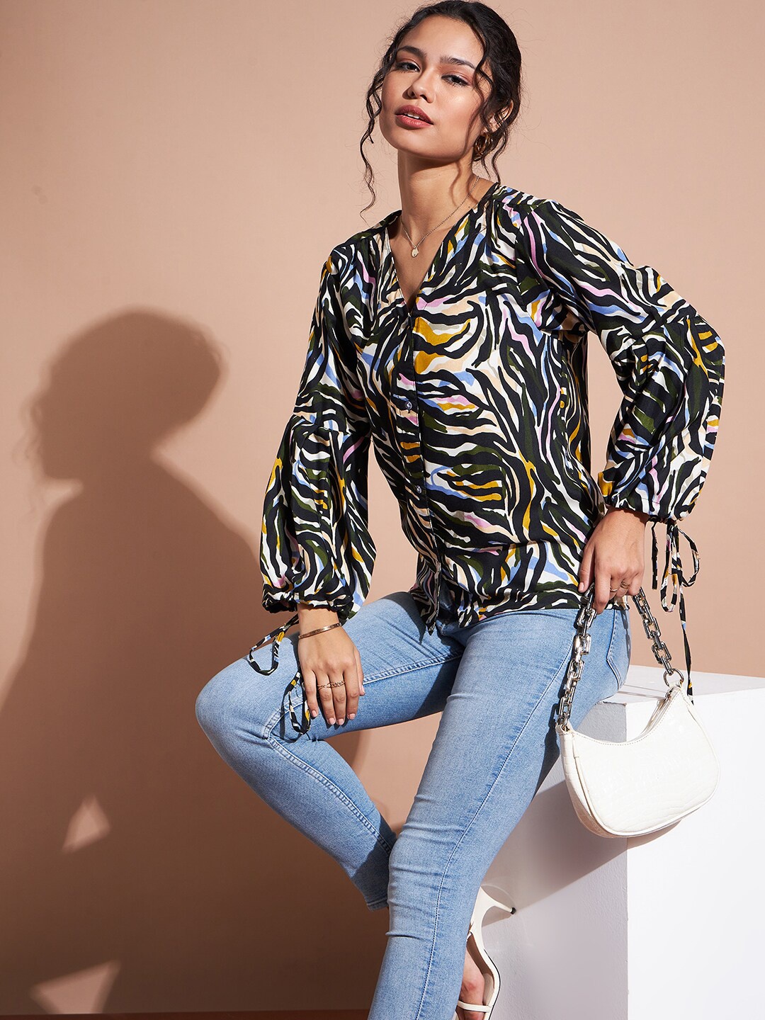 

DressBerry Animal Printed Puff Sleeve Crepe Shirt Style Top, Black