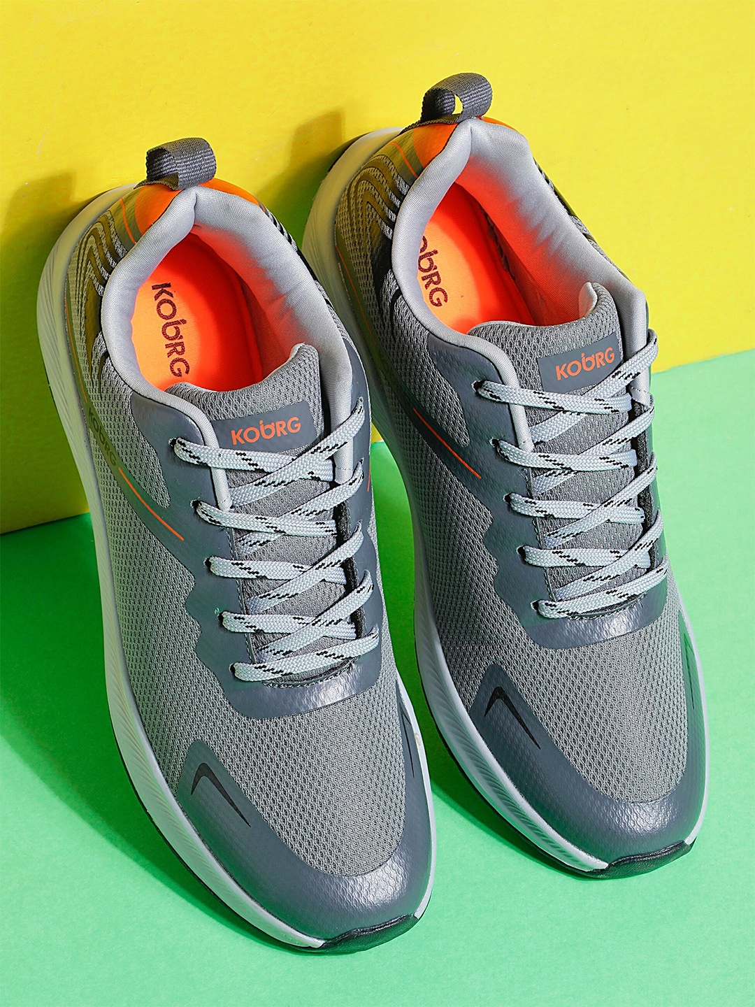 

Koburg Men Lace Up Running Shoes, Grey