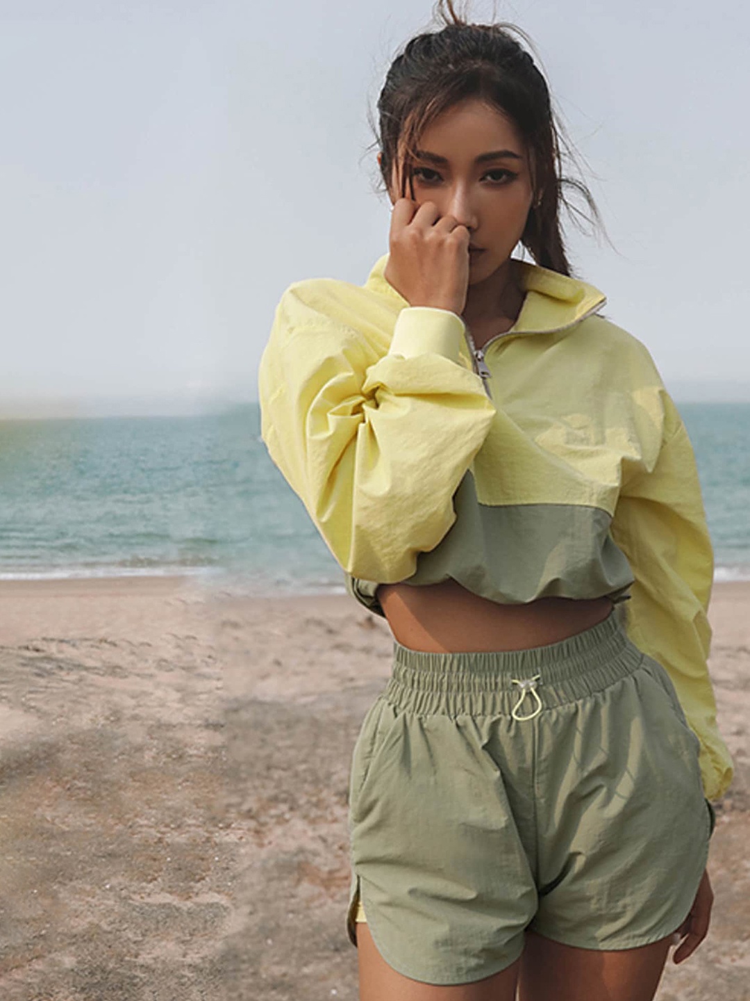 

LULU & SKY Colourblocked Mock Collar Crop Jacket & Shorts, Green
