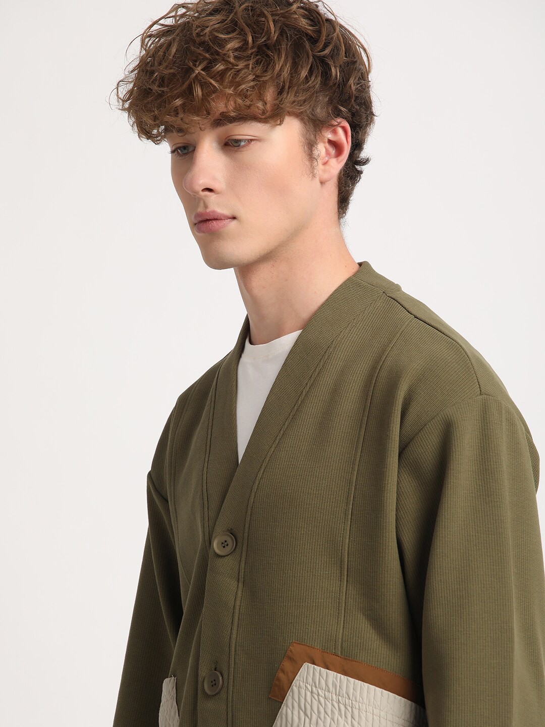 

THE BEAR HOUSE Self Design V-Neck Front-Open Sweatshirt, Green
