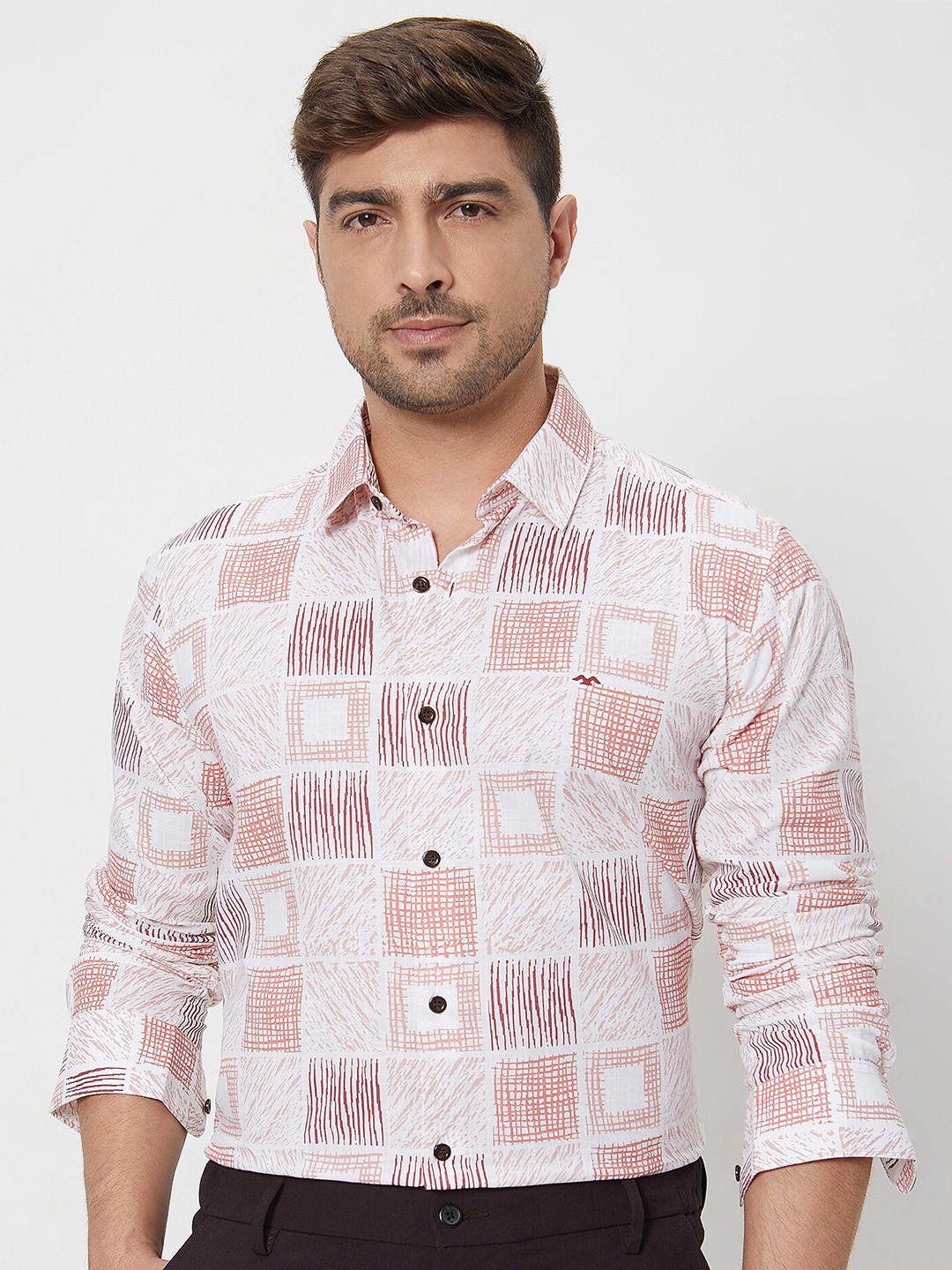 

Mufti Slim Fit Geometric Printed Spread Collar Cotton Casual Shirt, Pink