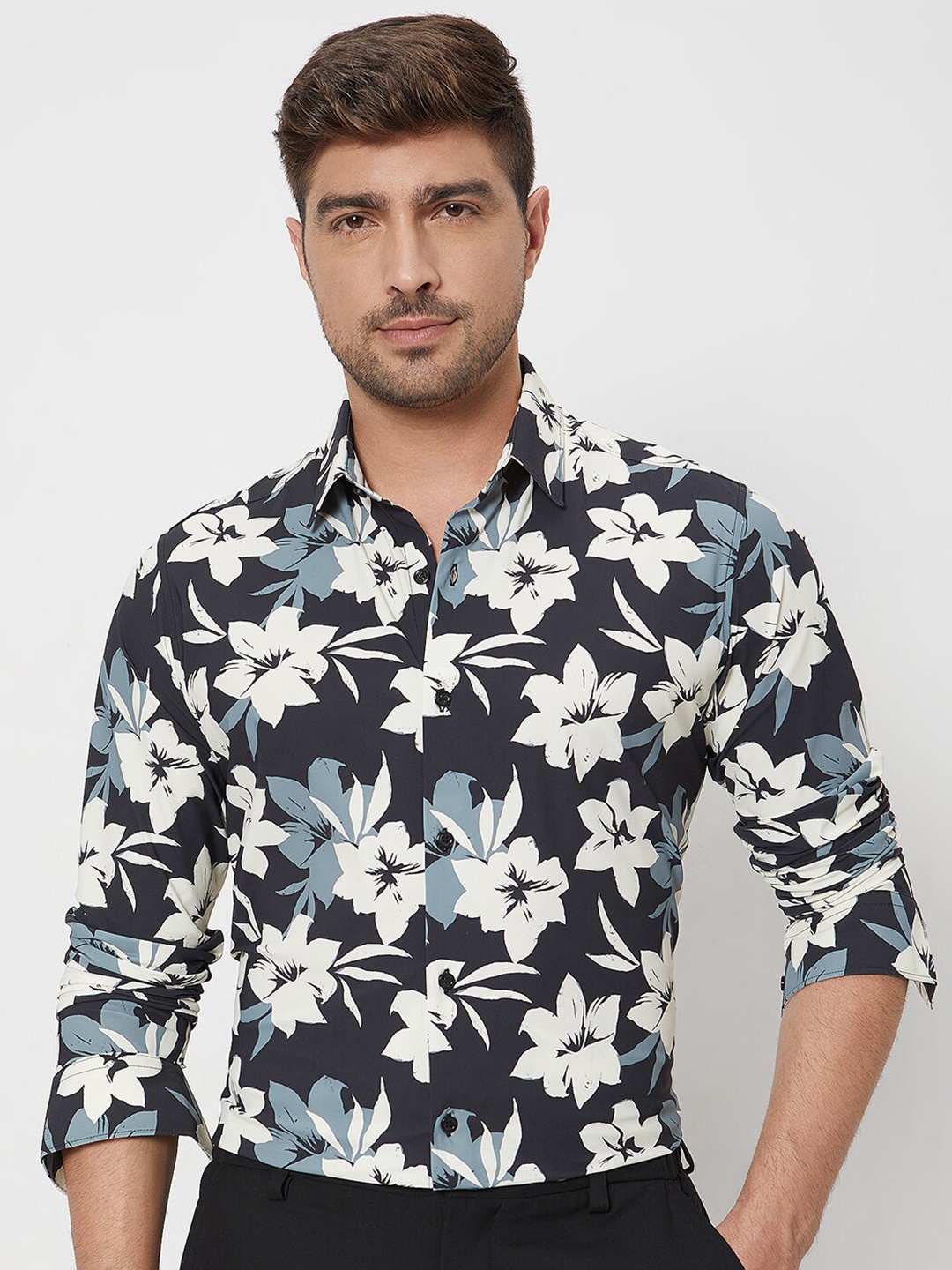

Mufti Slim Fit Floral Printed Spread Collar Long Sleeves Cotton Casual Shirt, Black