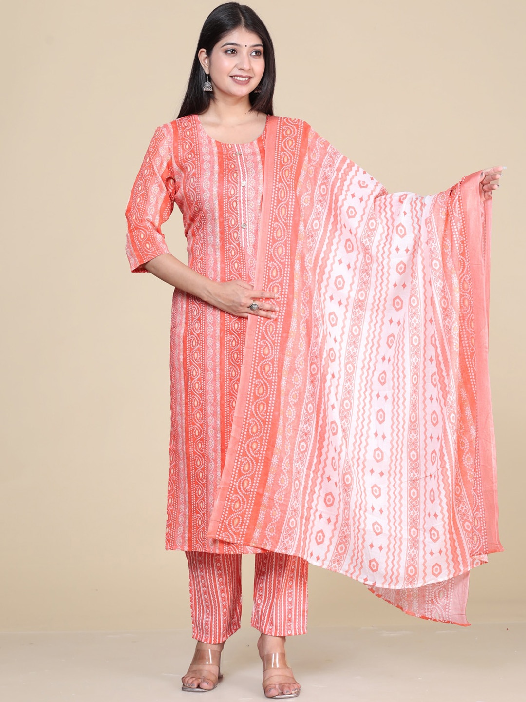 

HERE&NOW Pink Floral Printed Round Neck Kurta with Trousers & Dupatta