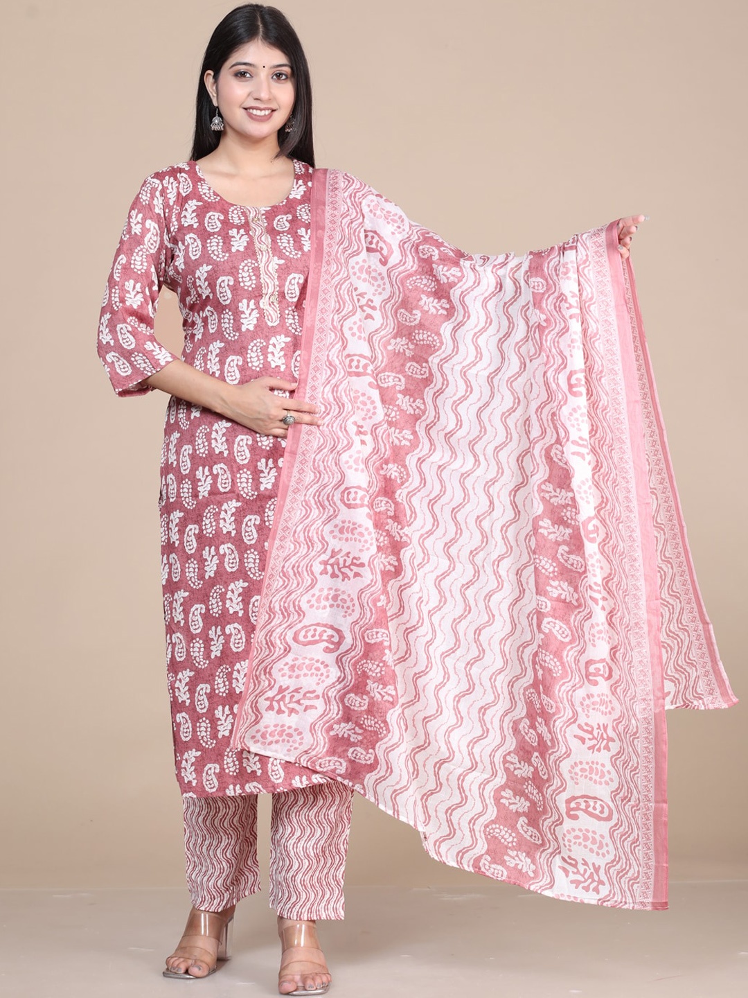 

HERE&NOW Maroon Floral Printed Round Neck Kurta with Trousers & Dupatta