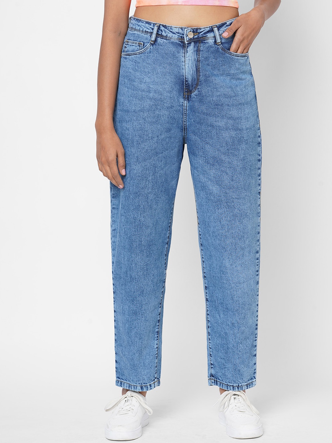 

Kraus Jeans Women Relaxed Fit High Rise Heavy Fade Clean Look Pure Cotton Jeans, Blue