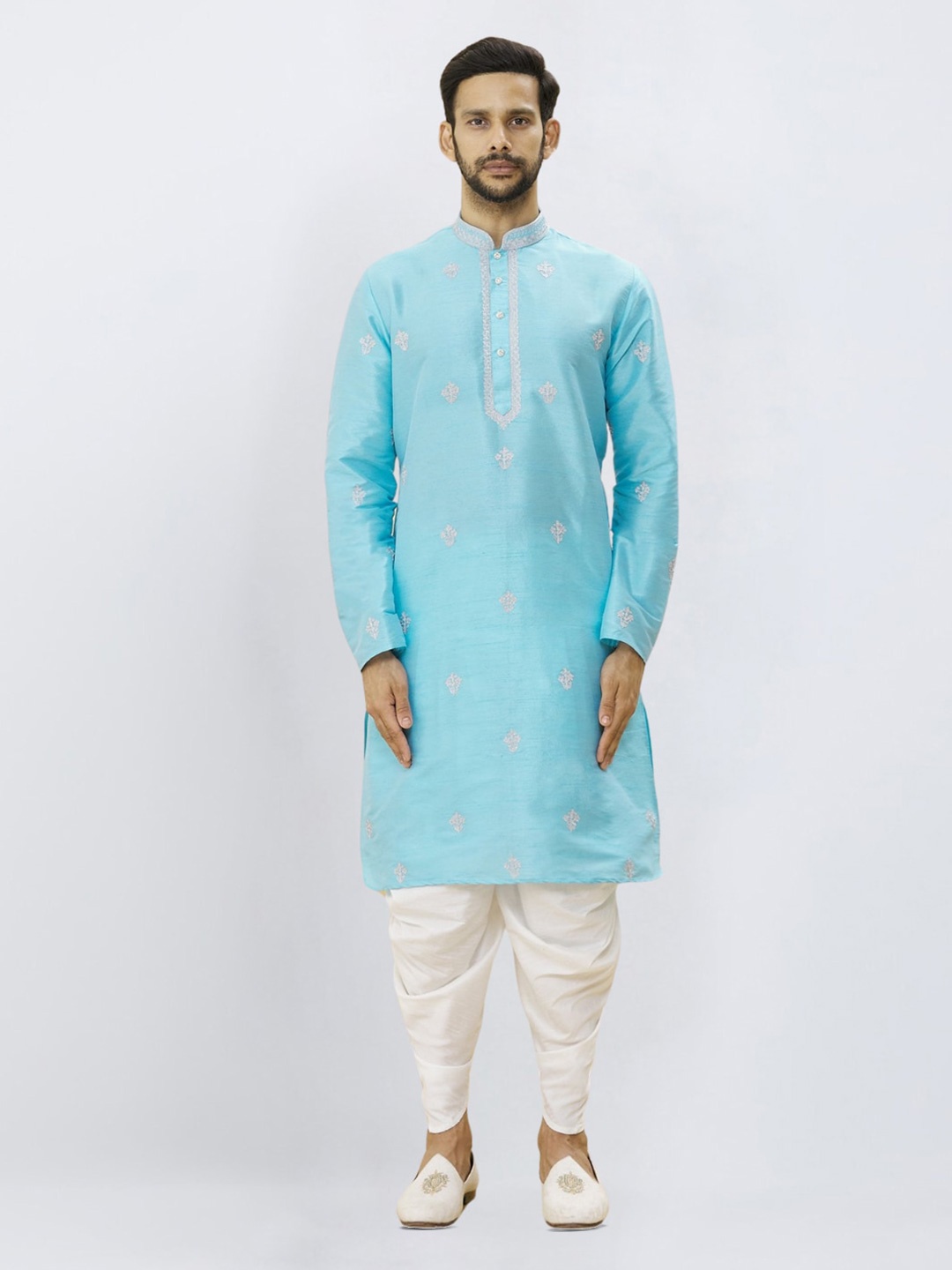 

Indian Poshakh Ethnic Motifs Embroidered Straight Kurta with Dhoti Pants, Blue