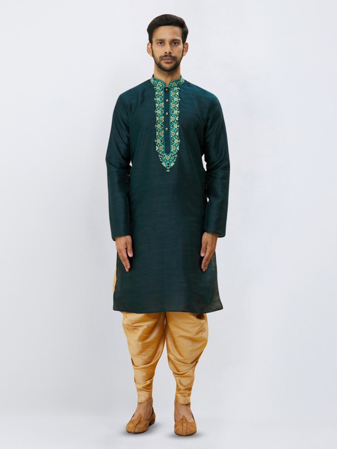 

Indian Poshakh Floral Yoke Design Thread Work Mandarin Collar Kurta with Dhoti Pants, Green