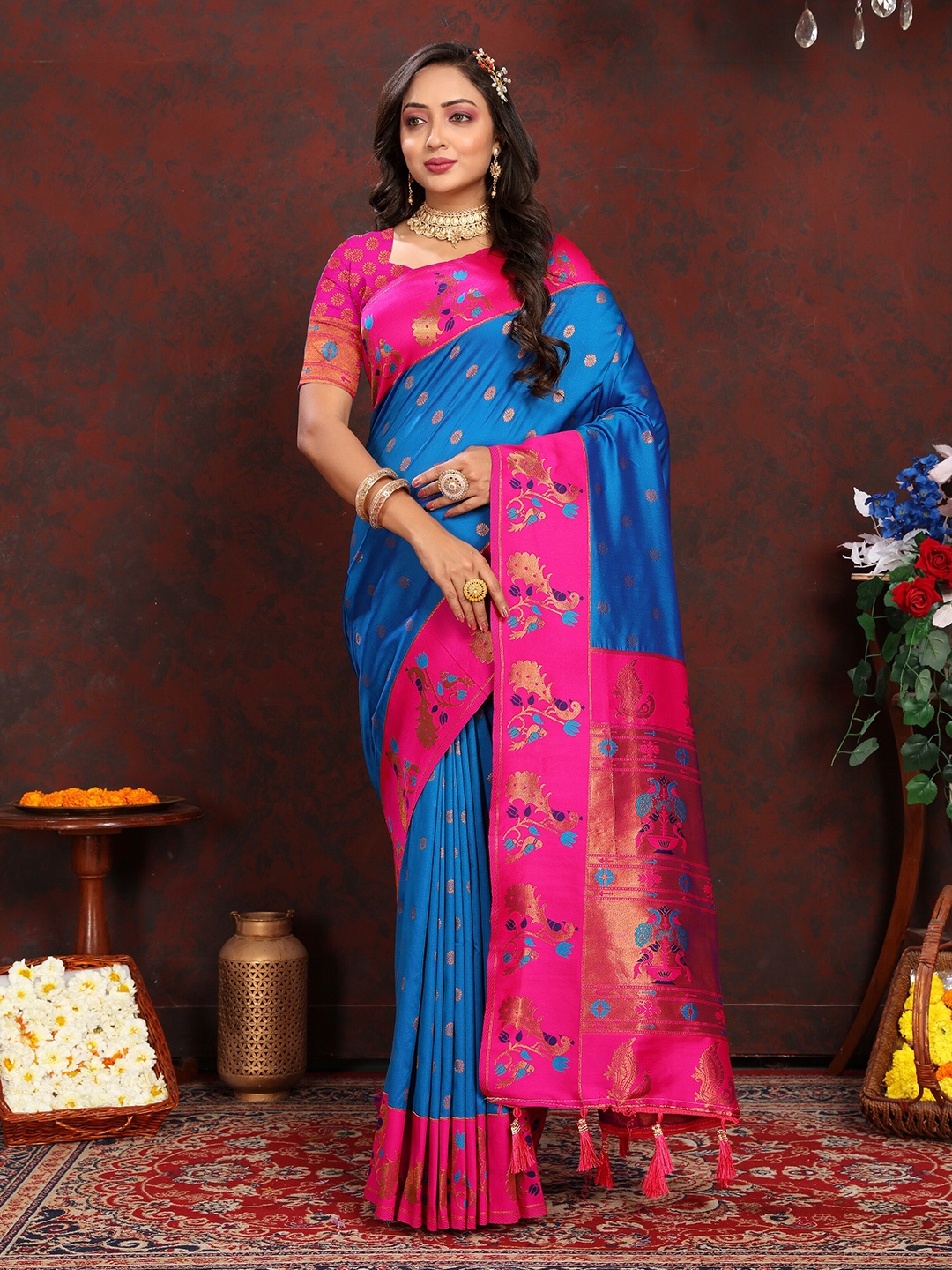 

YAVIRA SILK Ethnic Motifs Woven Design Zari Paithani Saree, Blue