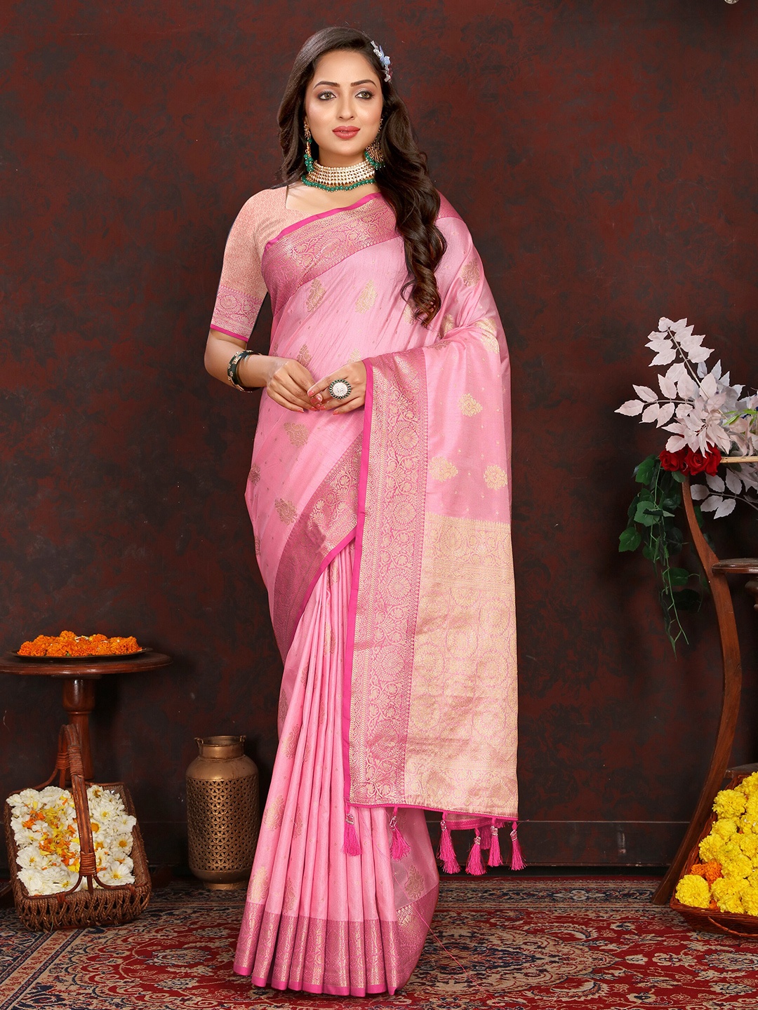 

YAVIRA SILK Ethnic Motifs Woven Design Zari Banarasi Saree, Pink
