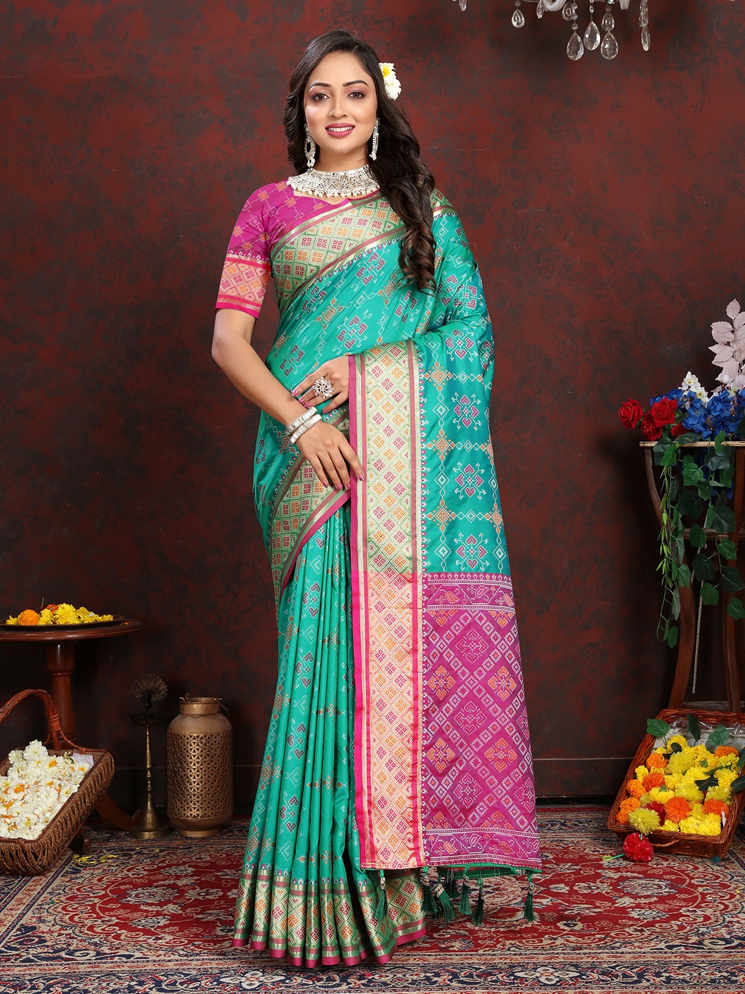 

YAVIRA SILK Ethnic Motifs Woven Design Zari Patola Saree With Tassels, Green