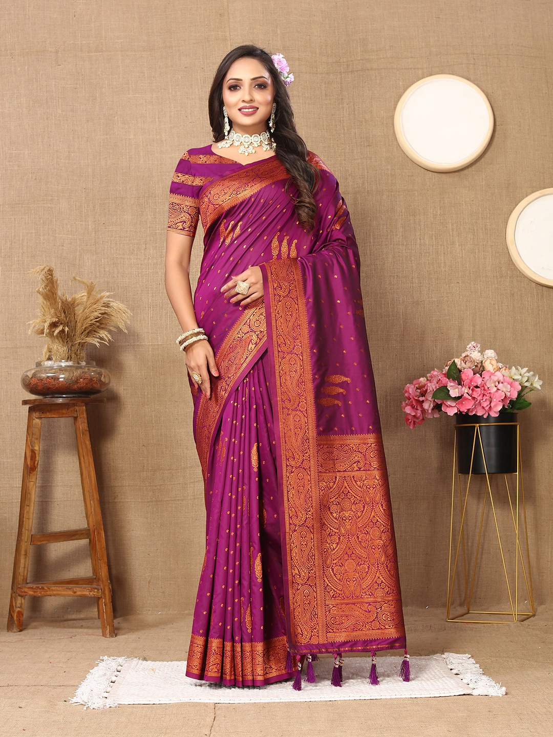 

YAVIRA SILK Ethnic Motifs Woven Design Zari Kota Saree With Tassels, Magenta