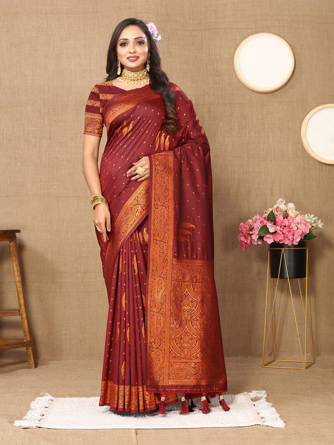 

YAVIRA SILK Woven Design Zari Kota Saree With Tassels, Maroon