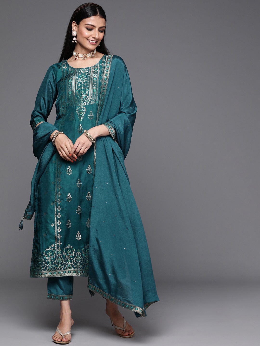 

BAESD Women Floral Embroidered Straight Sequinned Kurta With Trousers & Dupatta, Blue