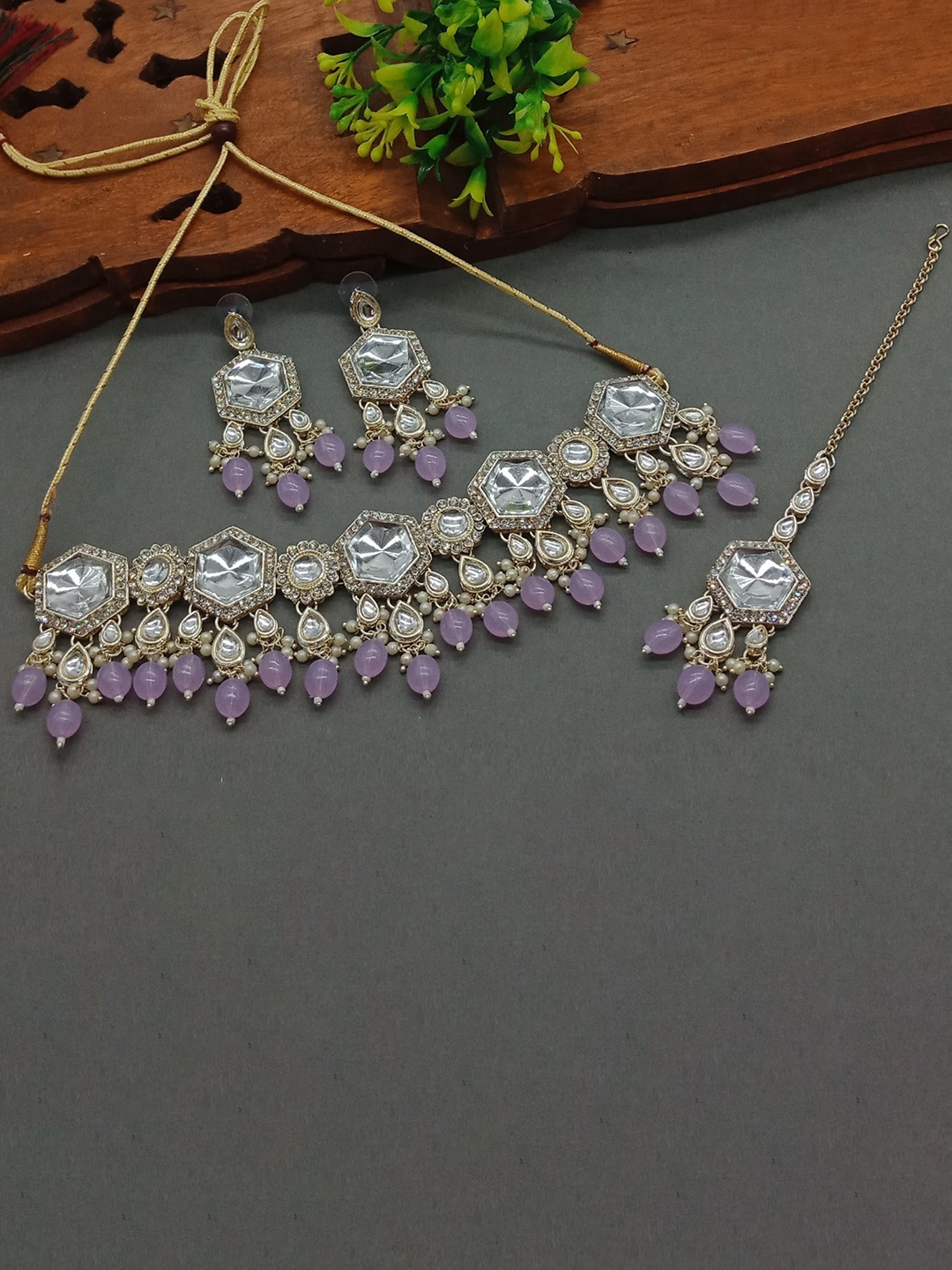 

AASHISH IMITATION Gold Plated Kundan Stone Studded Jewellery Set