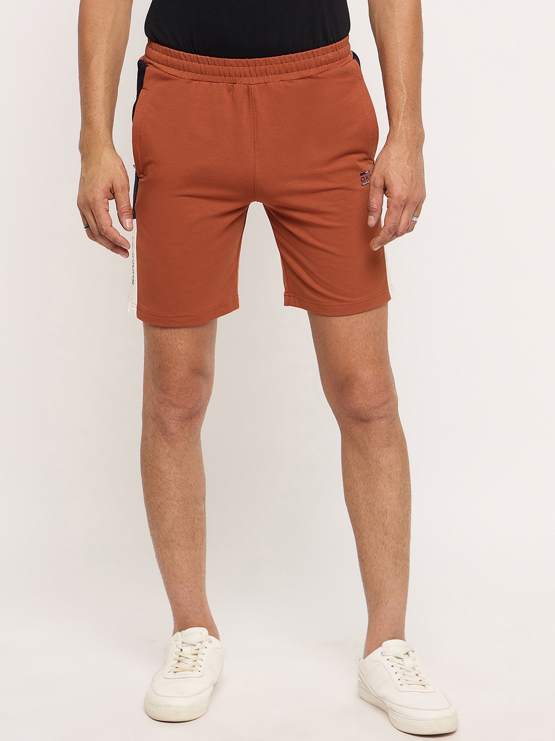 Okane Men Mid-Rise Sports Shorts, Rust