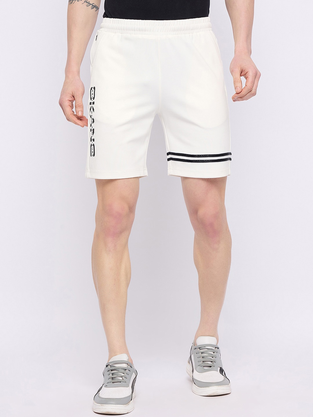 

Okane Men Mid-Rise Shorts, White