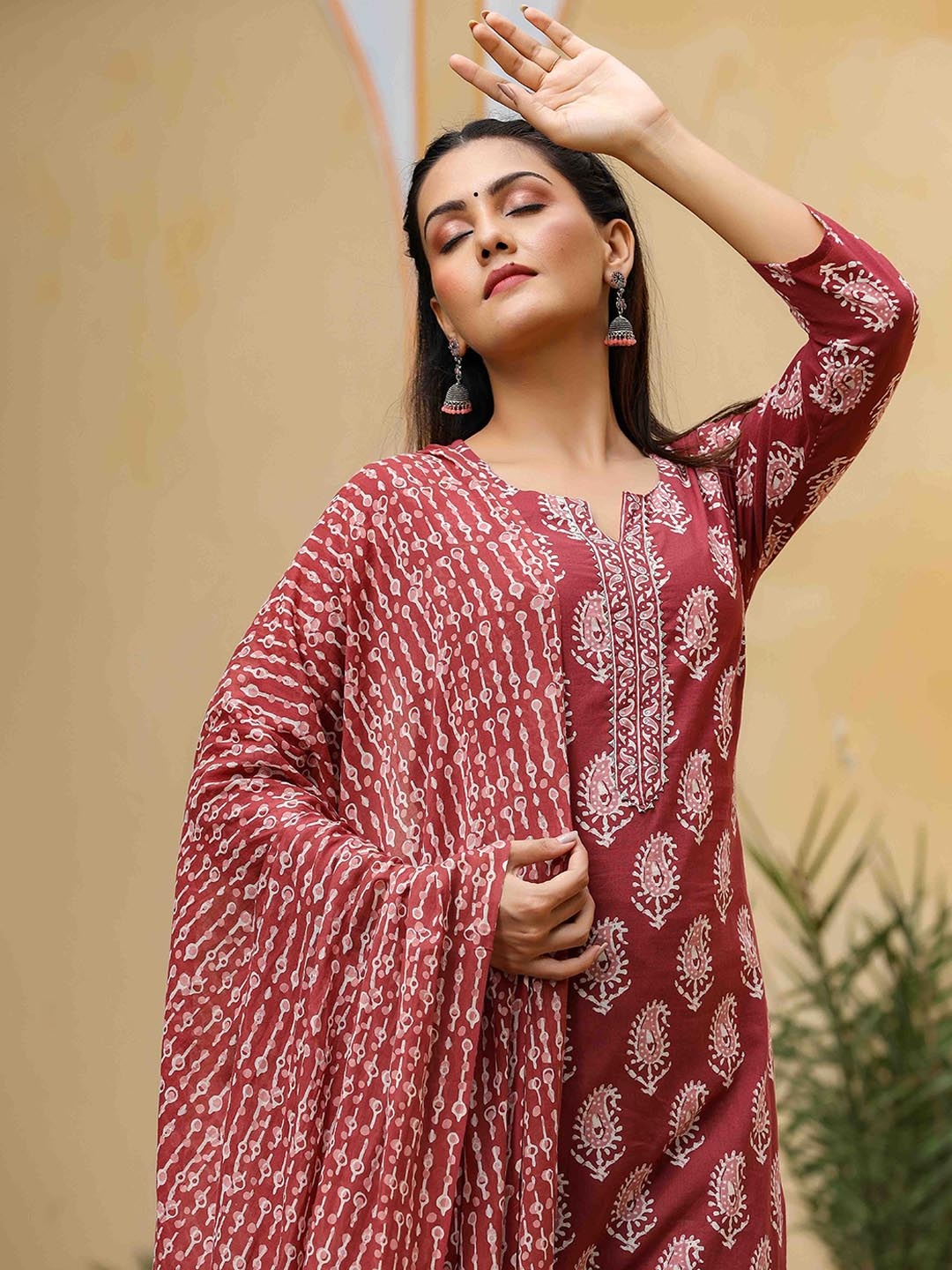 

AHIKA Paisley Printed Straight Kurta & Trousers With Dupatta, Maroon